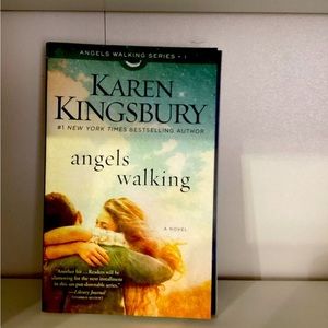 Karen Kingsbury Angels‎ Walking